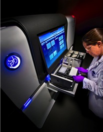 DOE JGI researchers helped develop what is described as  “a fully automated process from DNA sample preparation to the determination of the finished genome.”(Image credit: Roy Kaltschmidt, LBNL)